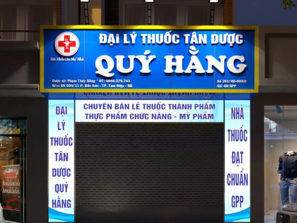 Bảng hiệu nhà Thuốc Tây Quý Hằng